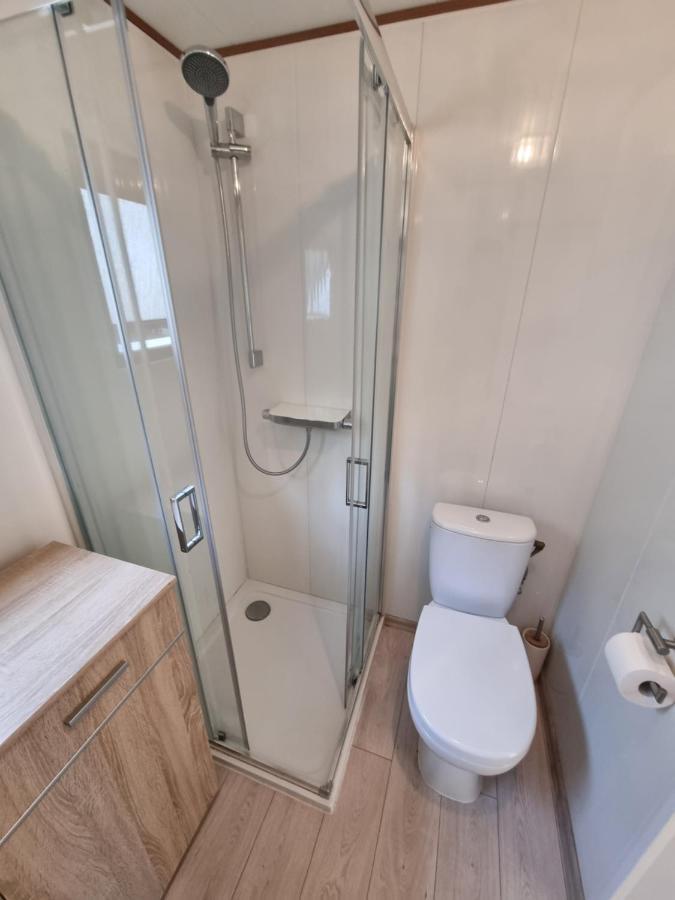 Ferienwohnung Direkt Am Strand In Makkum Luaran gambar